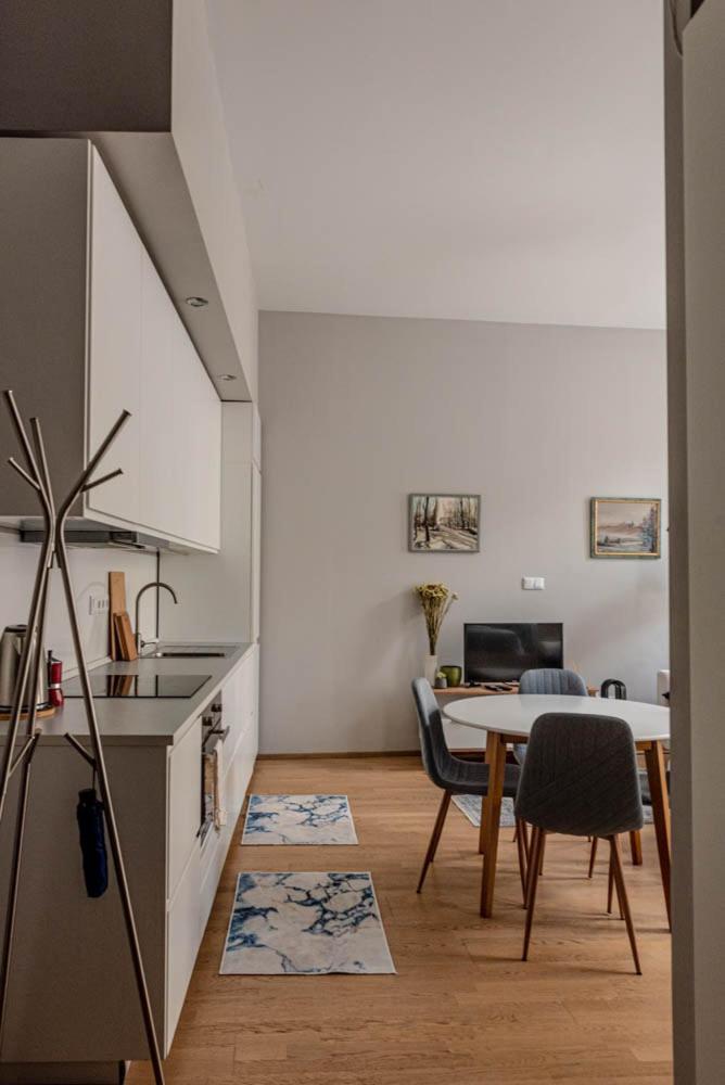 Apartamento Maria Topfive With Free Private Parking Budapest Exterior foto